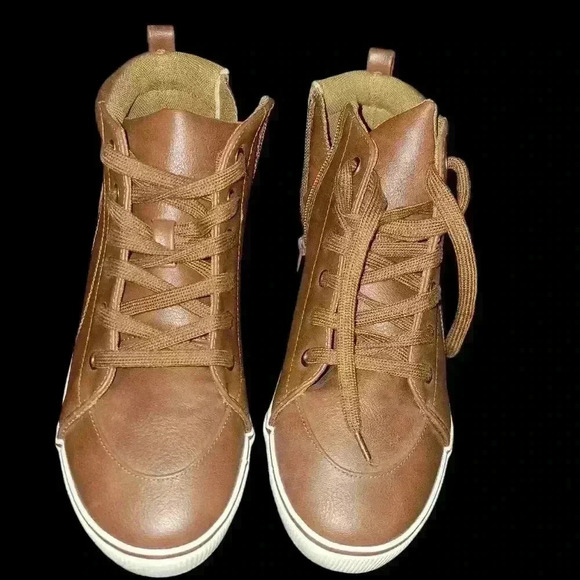 Size 7 Cat and Jack Brown High Tops w Zip Side. New Without Box. - Picture 4 of 8